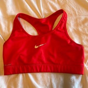 Nike swoosh sports bra M